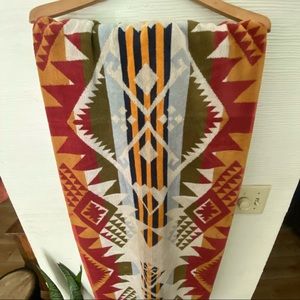 Pendleton plush towel 37x64 in.